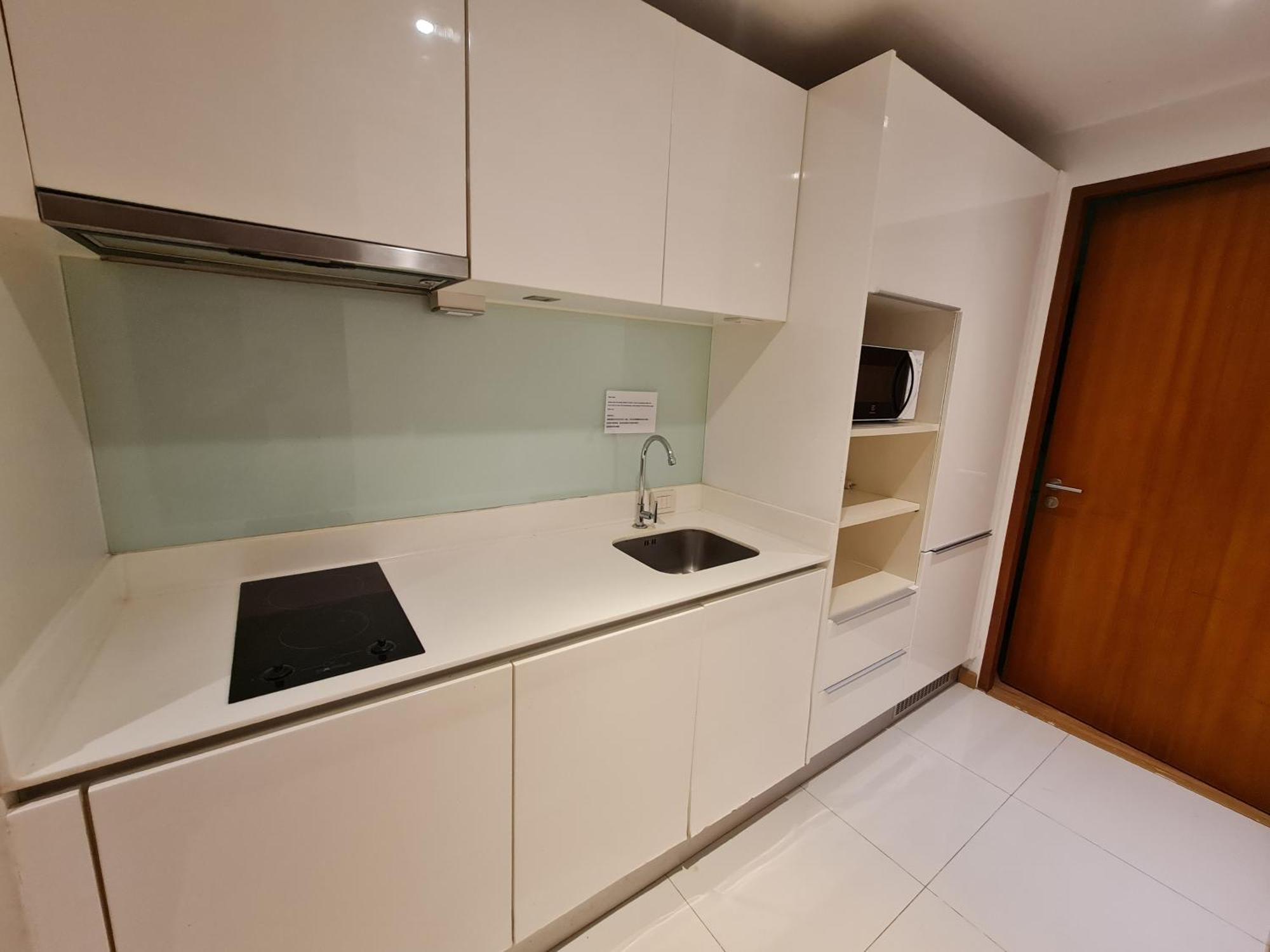 The Baycliff Residences Patong Exterior photo